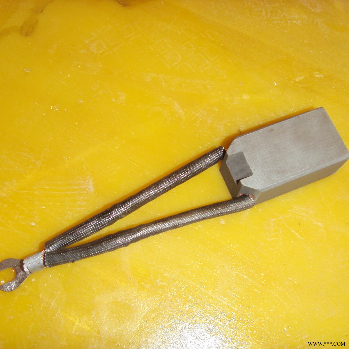 沧州泰瑞达 D214 D104耐磨滑环碳刷 电刷厂家定制图1