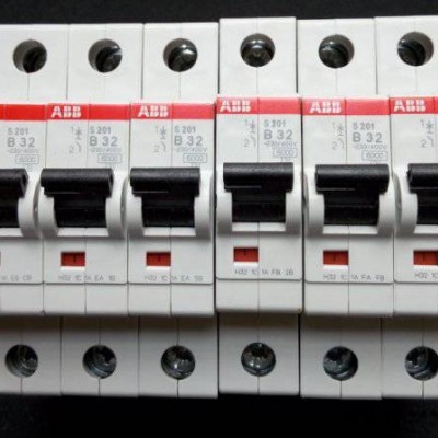 ABB小型断路器SH200空气开关1P2P3P4P总开线路保护器单级双级163A