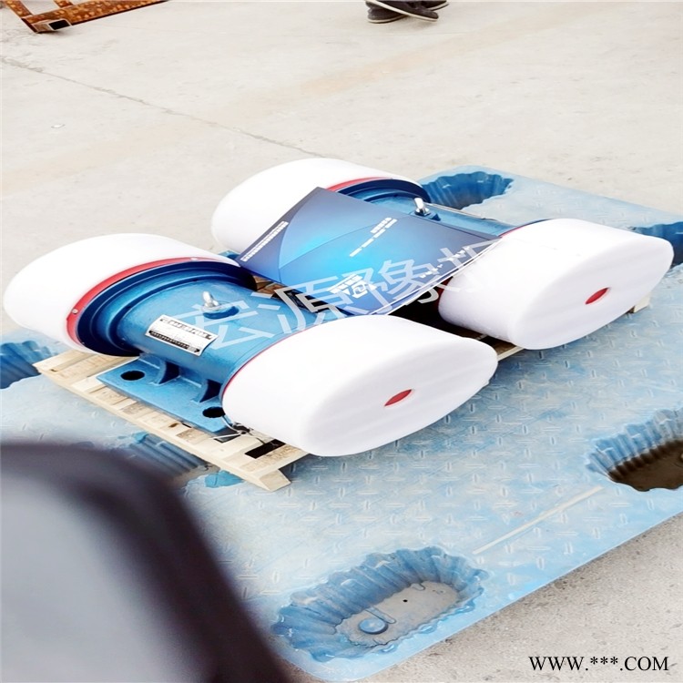 功率3.7KW振动电机振动电机安装角度尺寸参数图1