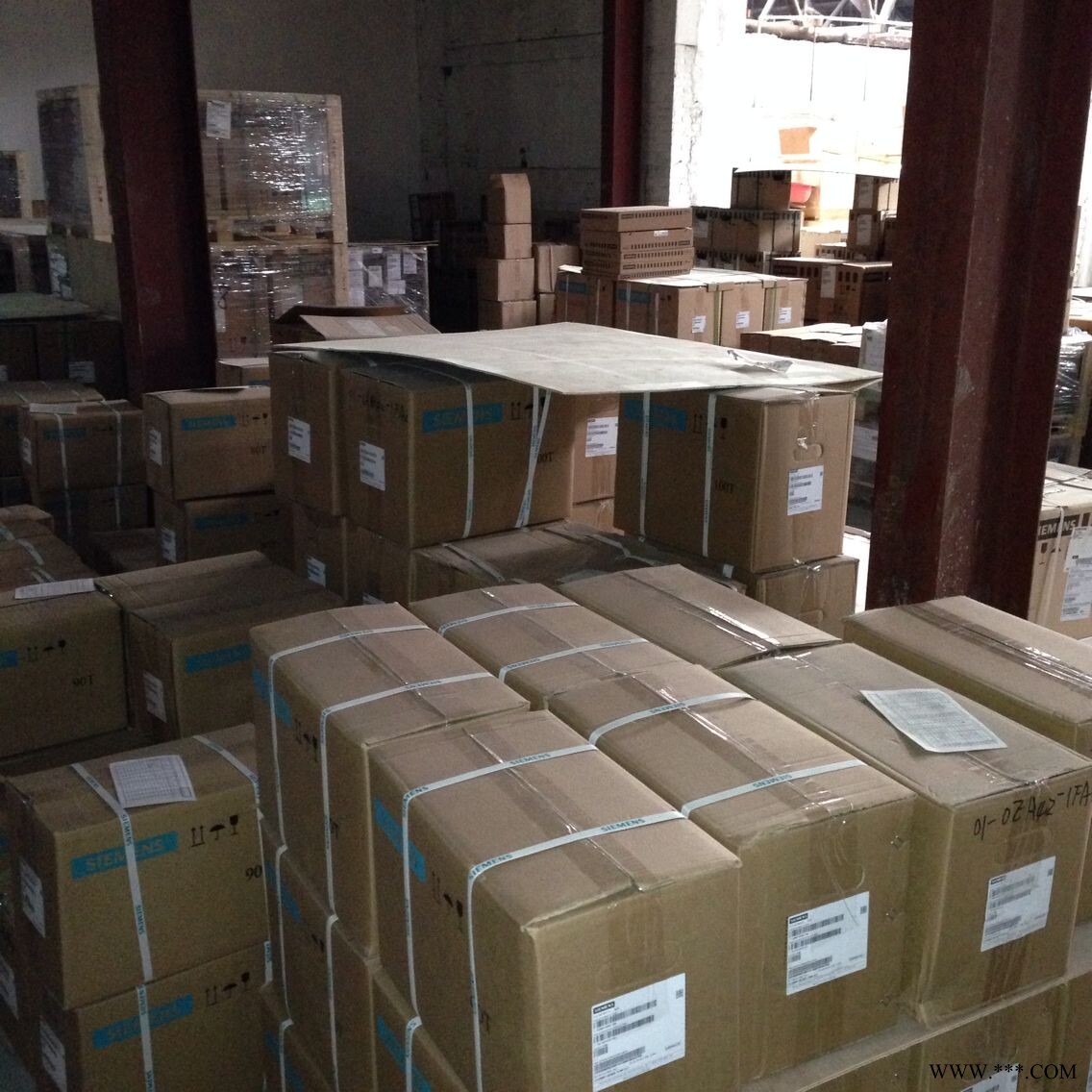 西门子电机 2.2kw 6级 1LE0001-1BC22-1FA4 全新原装 现货图1