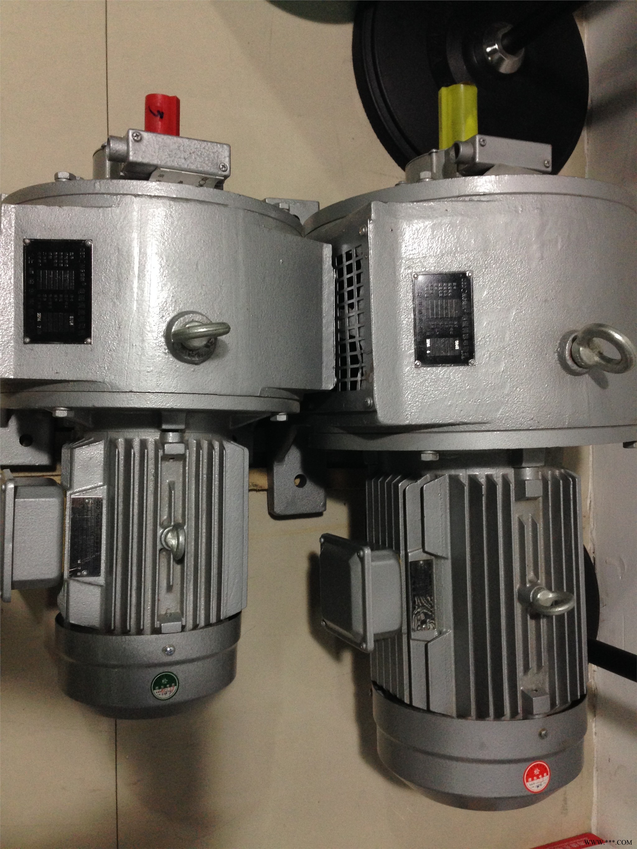 德东厂售 YCT132-4A 1.1KW 电磁调速电动机 上海德东电机厂图1