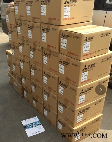 日本三菱齿轮减速机型号GM-SPB 1.5KW 380V 50HZ 1:10图1