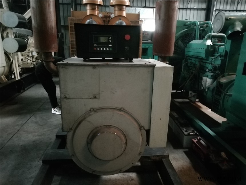 二手柴油发电机555KW上柴现货供应山东图1