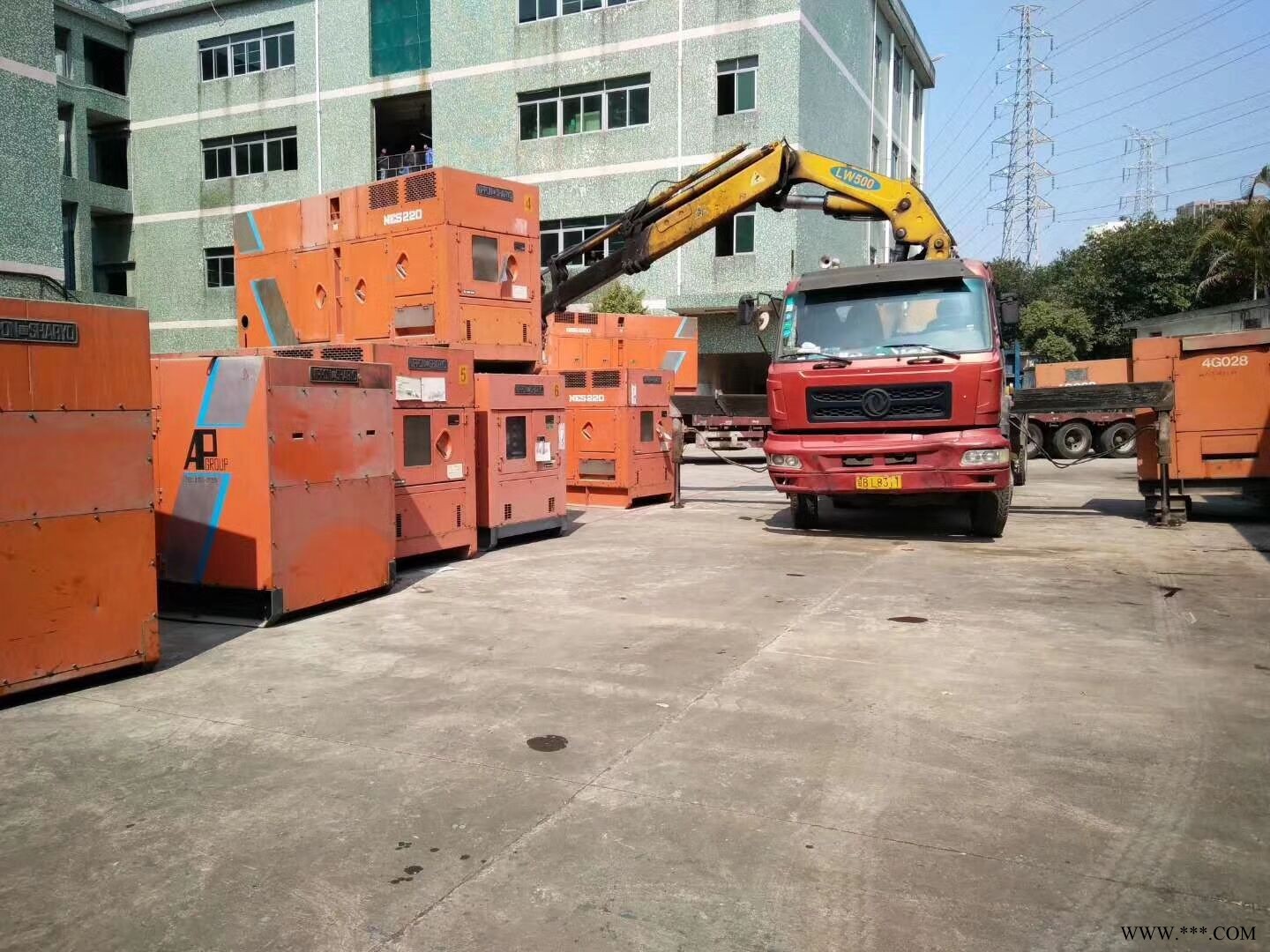 甘肃嘉峪关静音发电车租赁+天租月租年租找我啊+大型发电机租赁图1