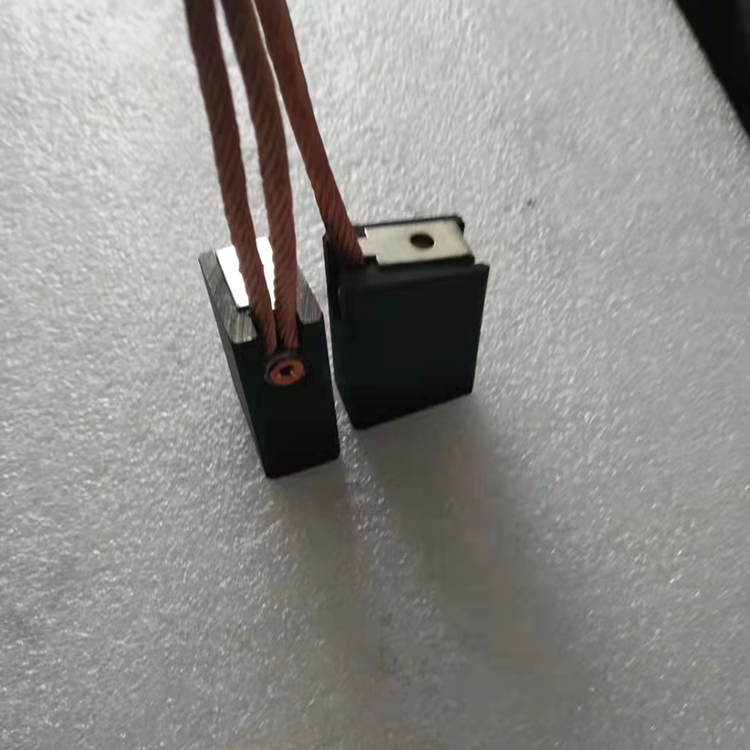电机用碳刷 石墨碳刷电刷 碳刷批发 派源 欢迎选购