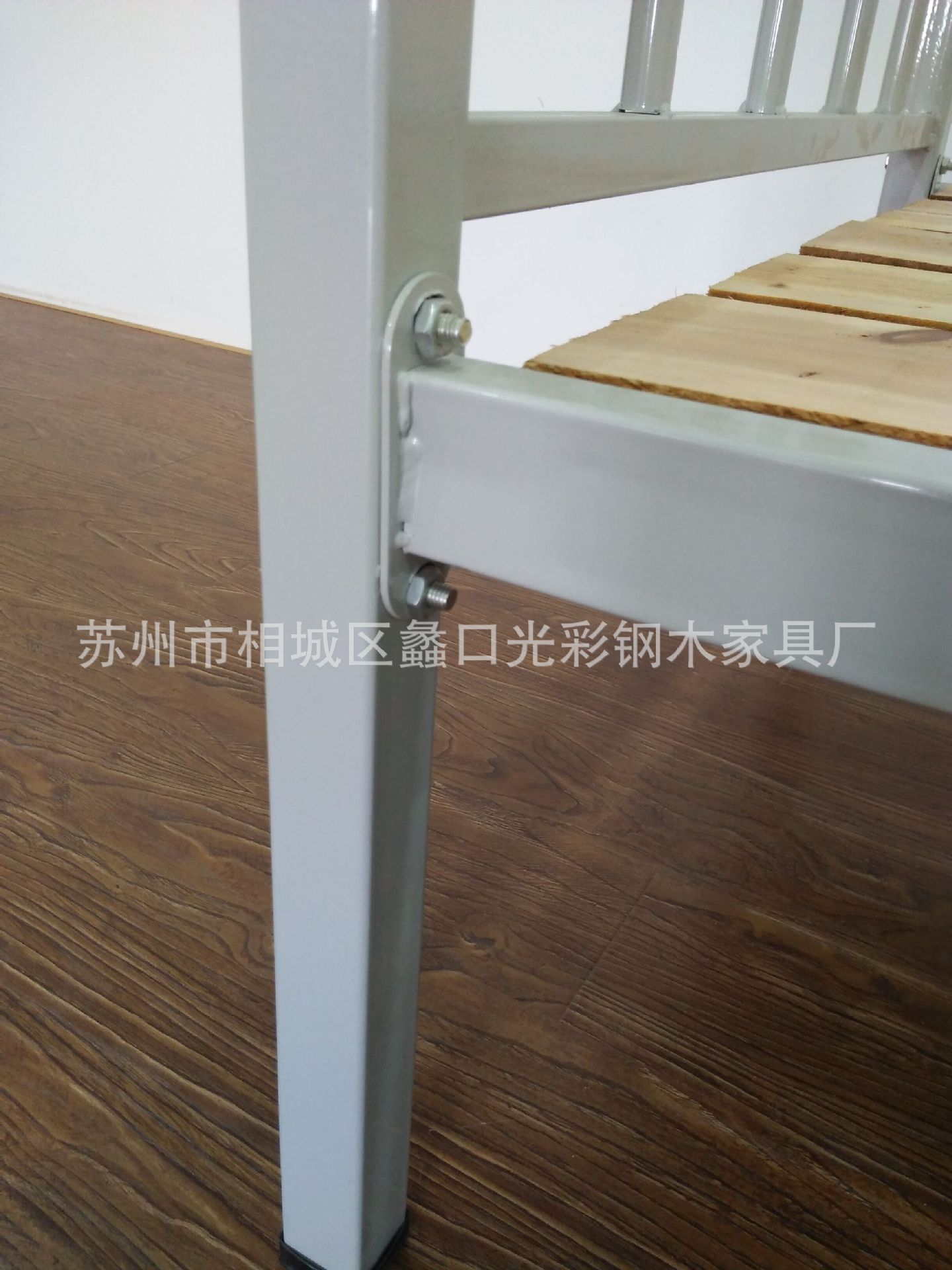 厂家批发简约单层钢木床单人午休家用客房出租屋办公室双人铁架床示例图15