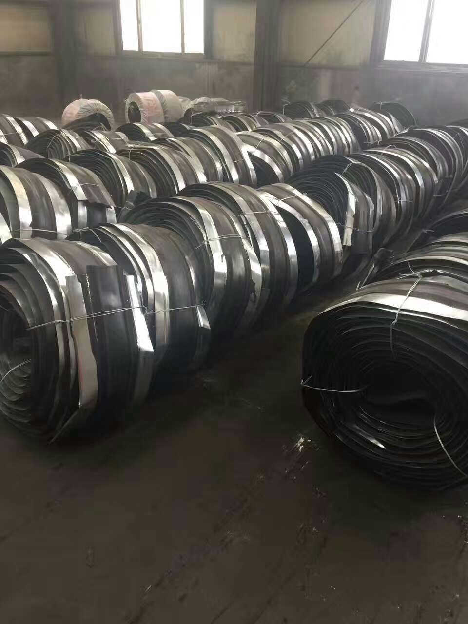 自拍钢边止水带2.jpg