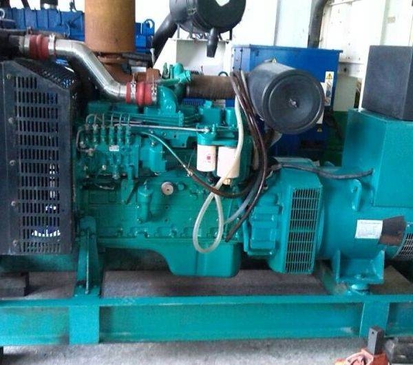 欢迎承德县发电机完美回收高端机组出租