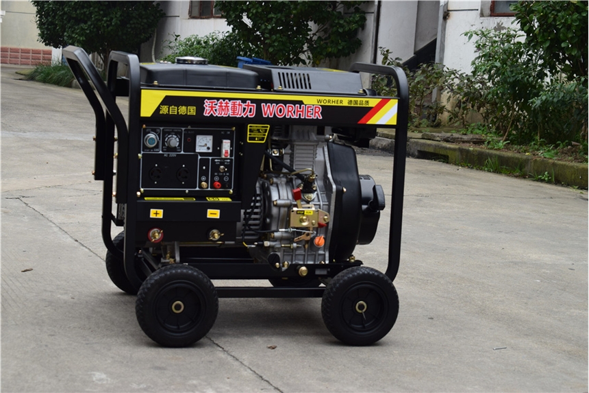 180KW小型汽油发电机操作数码静音