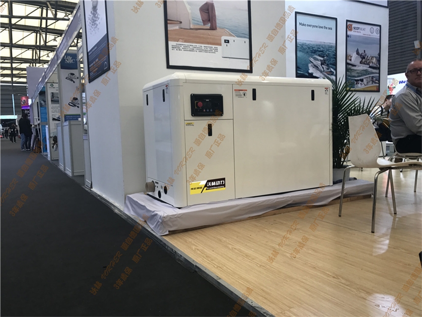 180KW小型汽油发电机操作数码静音