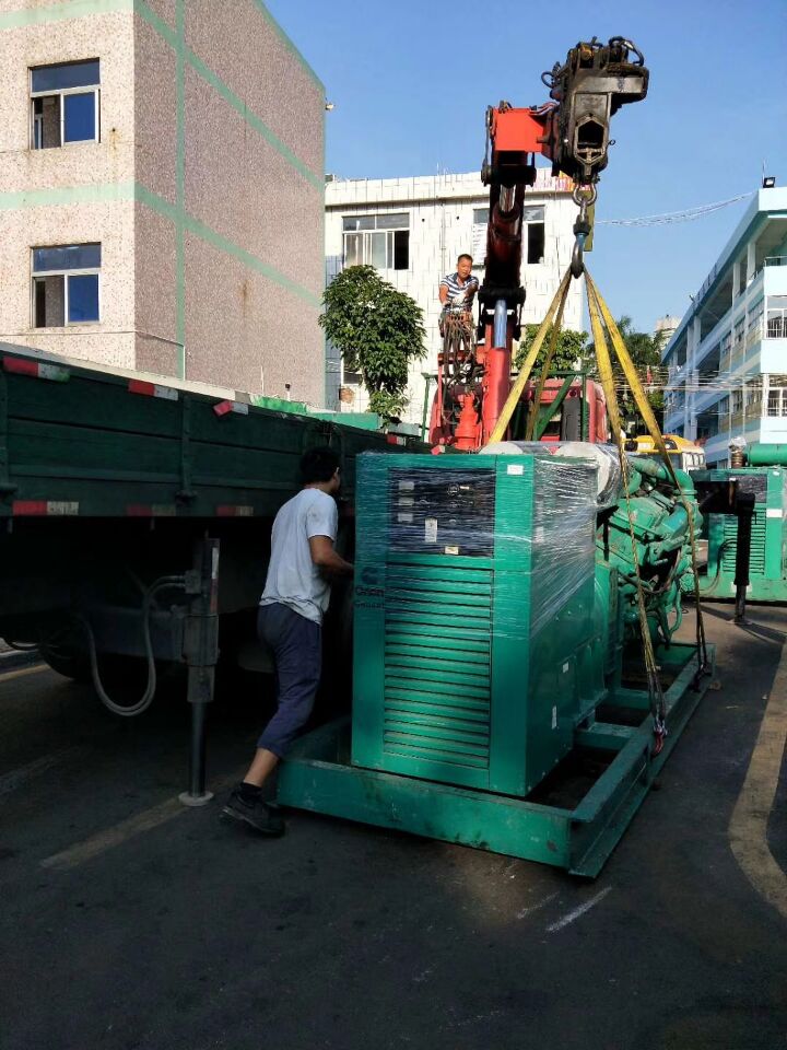 上饶万年县静音发电车租赁+天租月租年租找我啊+油耗低高品质