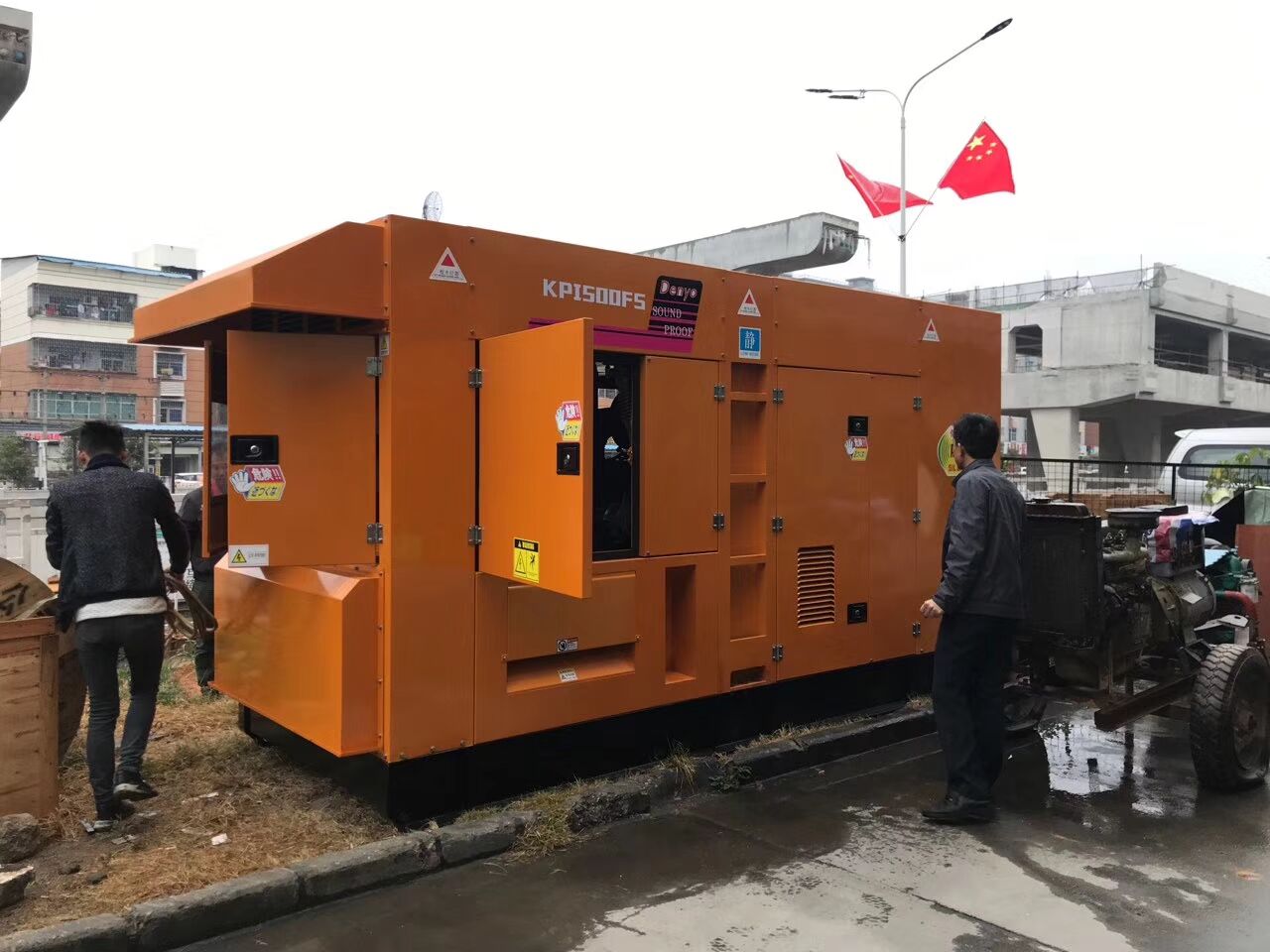 衢州衢江区本地发电机出租/柴油批发、电缆租赁