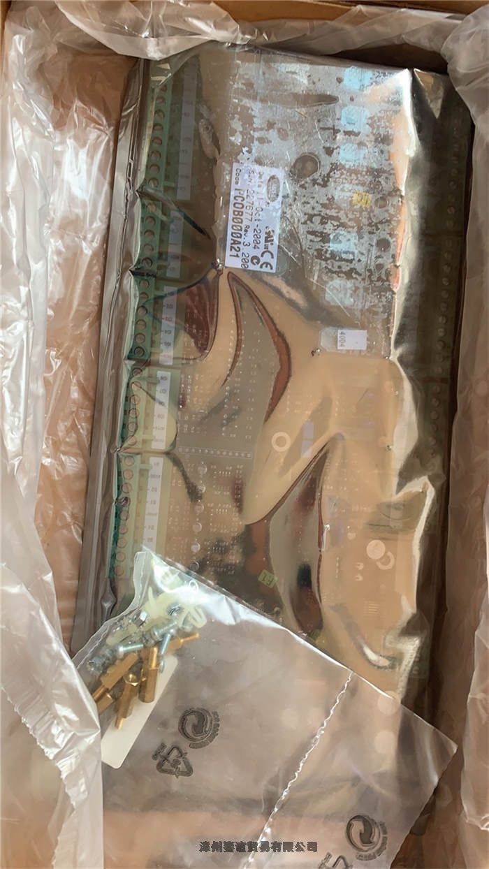 Schneider新pC-O984-385CpU库存
