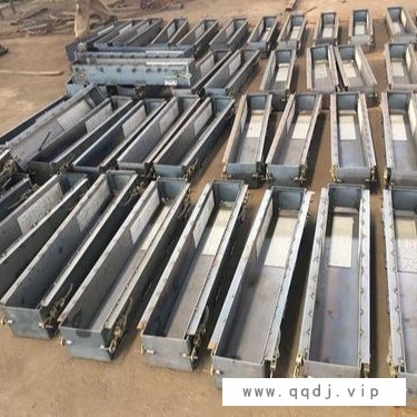 标志桩钢模具 警示柱模具 圆形标志桩模具  百米桩模具标志桩钢模具 恩泽模具厂家图1