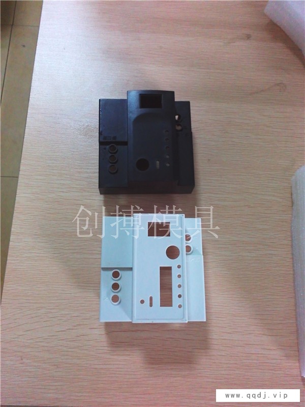 黄埔区塑胶模具-广州模具创搏模具加工-塑胶模具价格图1