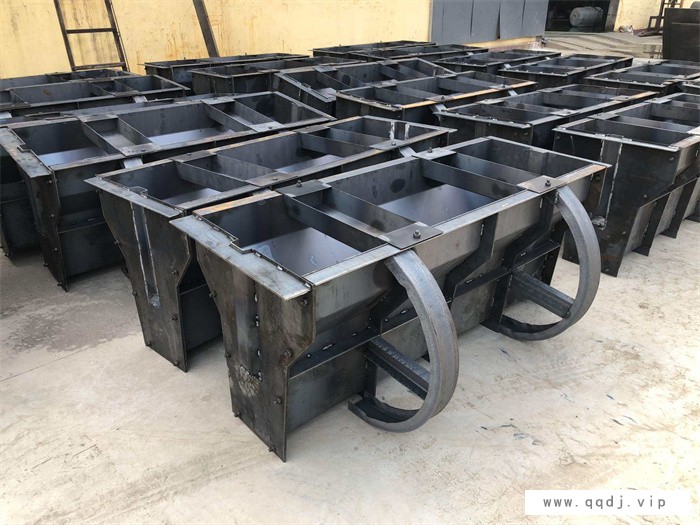 锐铭(图)-隔离墩钢模具行业-忻州隔离墩钢模具图1