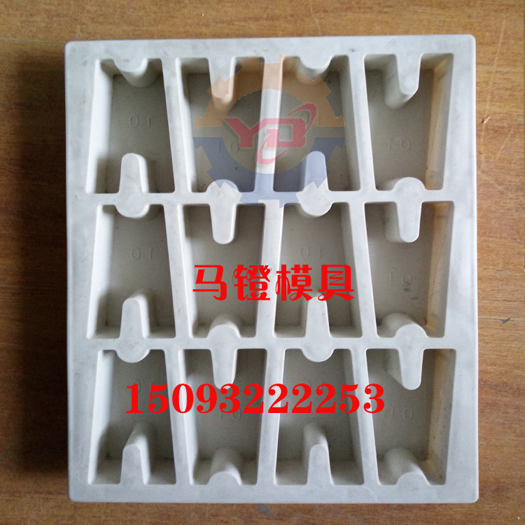 厂家低价出售优质楼梯转角圆垫块模具 垫块塑料模具 马凳塑料模具示例图2